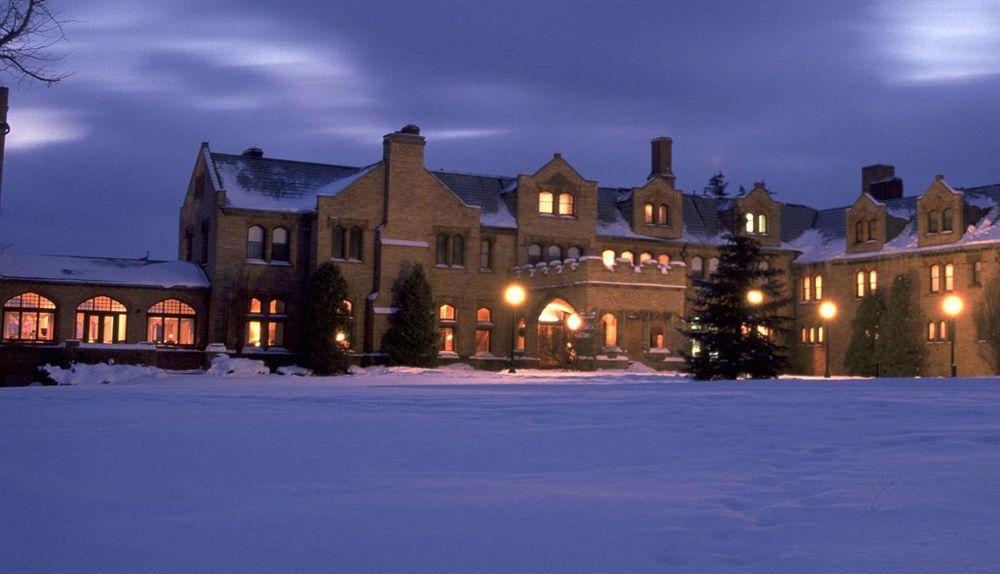 Cranwell Spa And Golf Resort (Adults Only) Lenox Eksteriør bilde